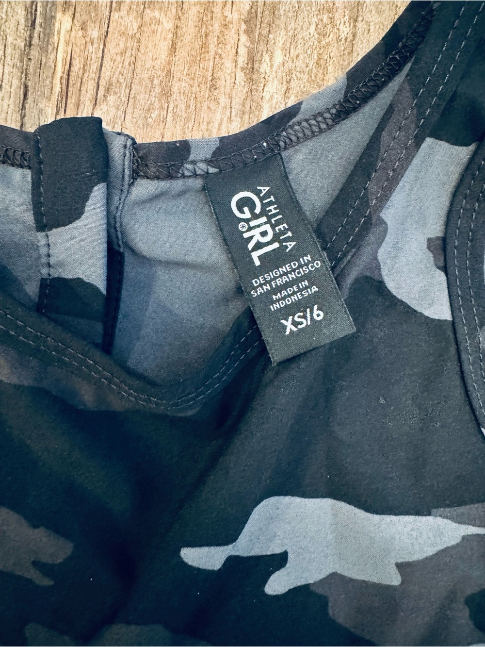 Athleta Girl Camo Romper XS 6 Drawstring Waist Zipper Pockets Black Gray - Picture 4 of 6